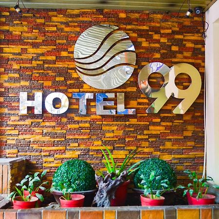 Hotel 99 Cubao Кесон-Сіті Екстер'єр фото