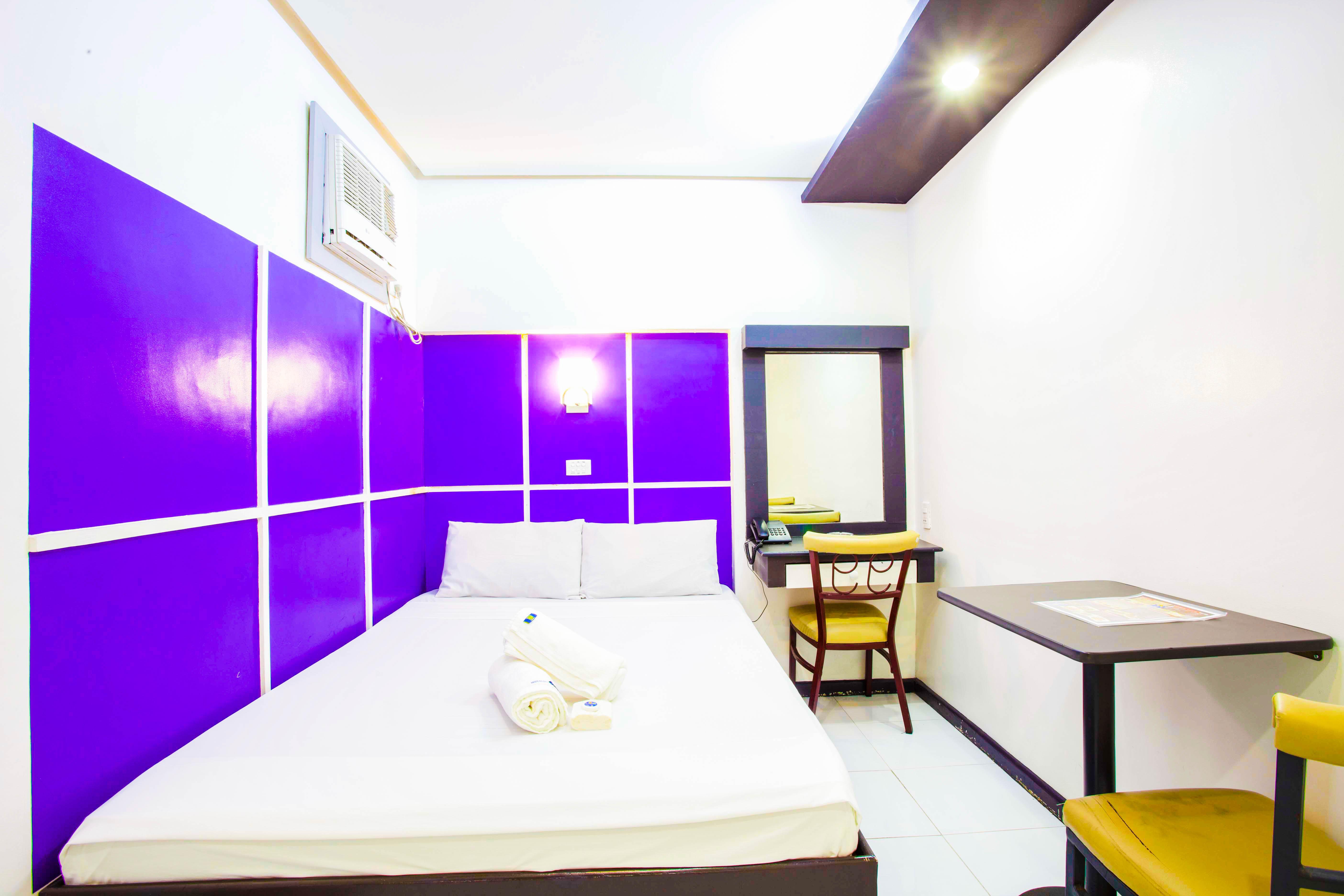 Hotel 99 Cubao Кесон-Сіті Екстер'єр фото