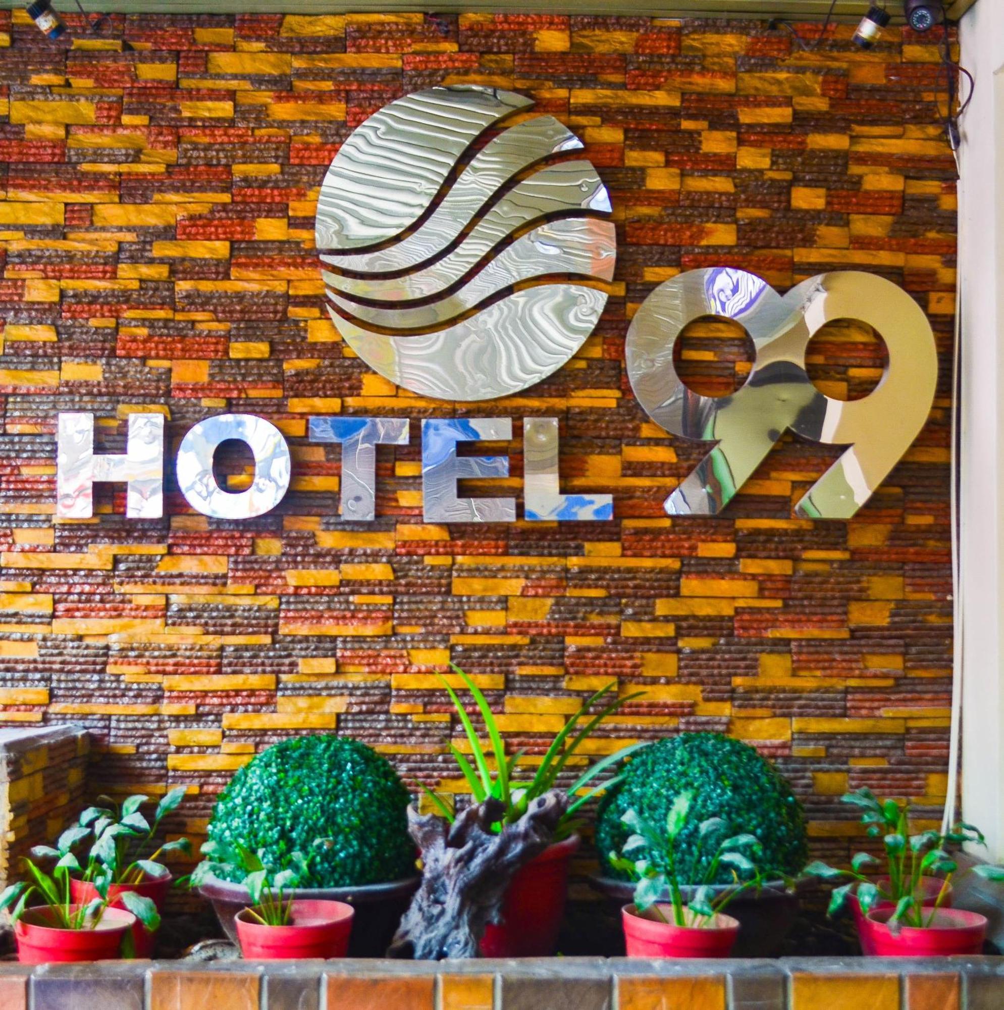 Hotel 99 Cubao Кесон-Сіті Екстер'єр фото