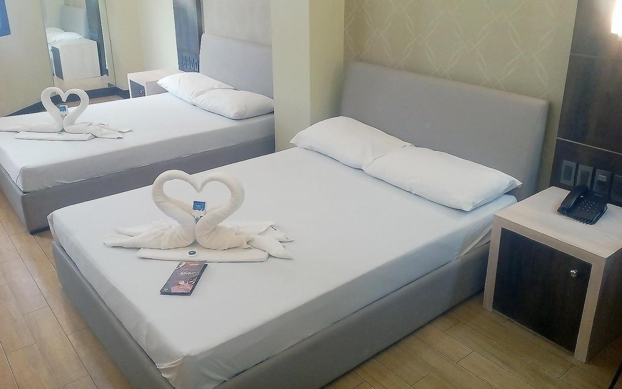 Hotel 99 Cubao Кесон-Сіті Екстер'єр фото