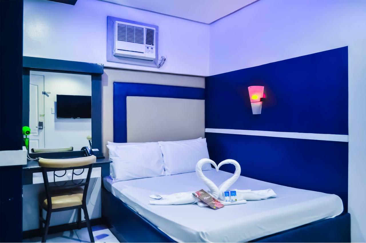 Hotel 99 Cubao Кесон-Сіті Екстер'єр фото